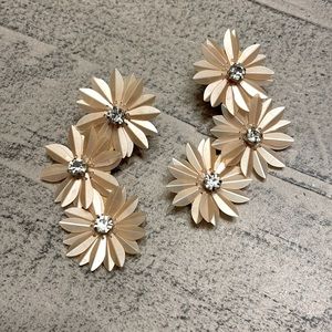 Delicate Rhinestone Shimmer Flower Earrings NWOT